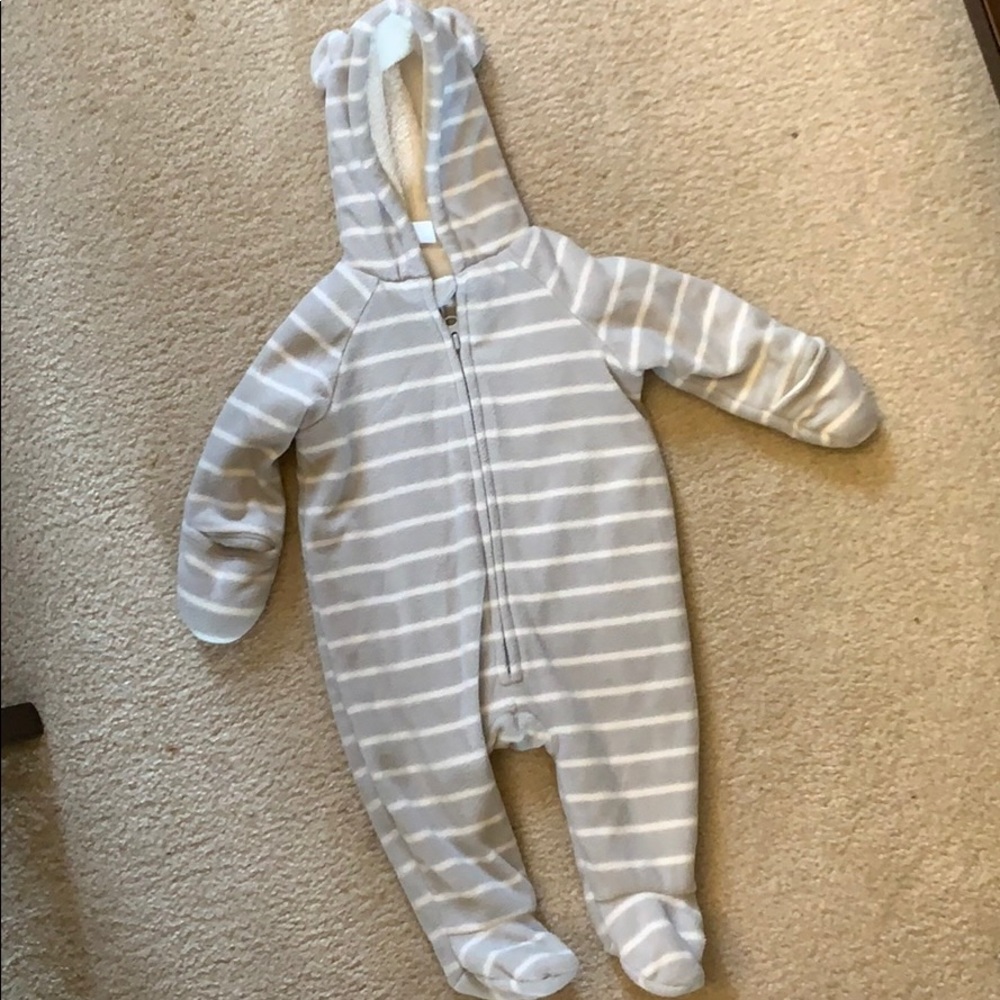 Old Navy size 3-6